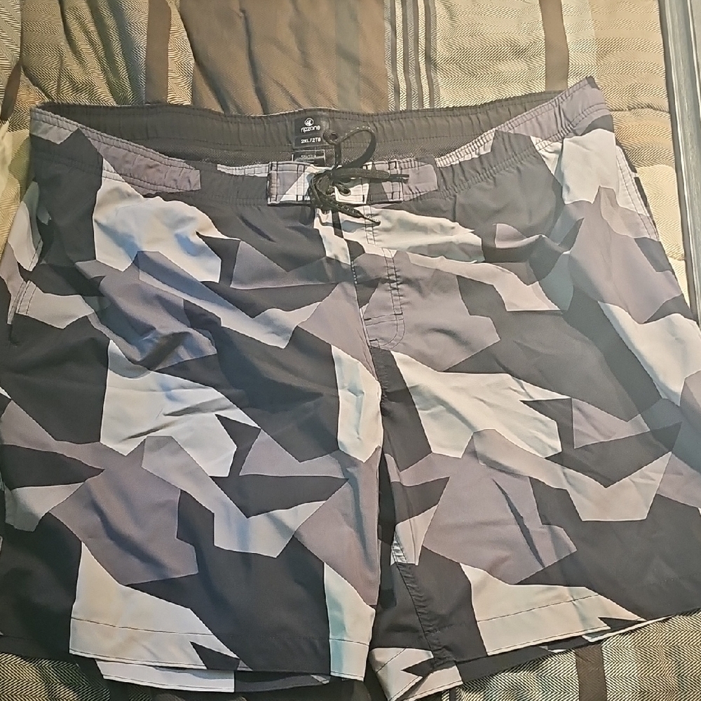 Men's Swim Shorts - Black and Gray Camo